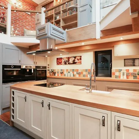 Stunning 2 Bed